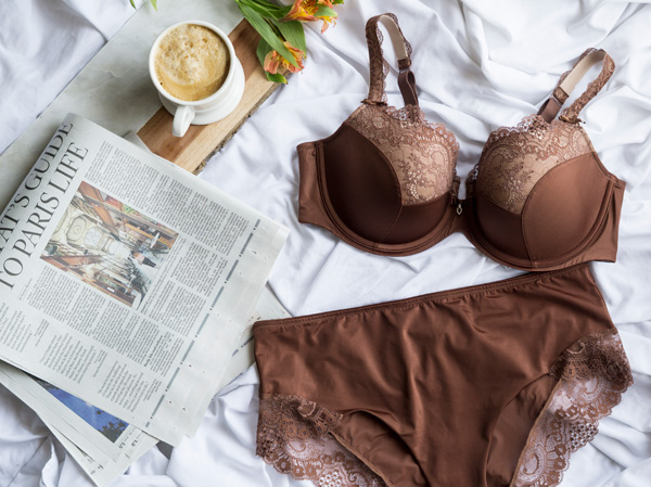 Curvy Couture Tulip Lace bra featured on Lingerie Briefs