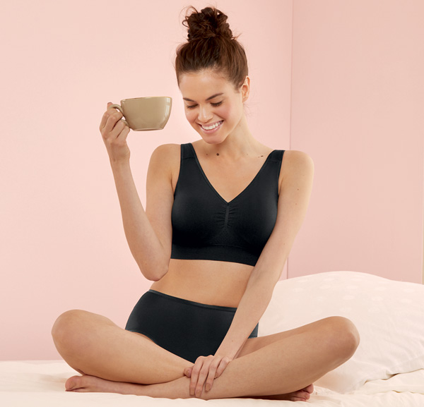 Lotta everyday pocketed mastectomy bra from Anita - featured on Lingerie Briefs