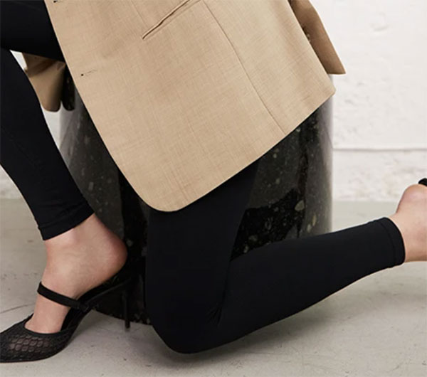 Collants et chaussettes durables de Swedish Stockings présentés dans le Lingerie Briefs.
