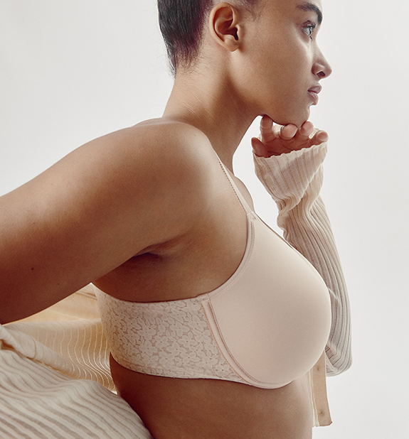 Chantelle Norah Spacer Bra as featured on Lingerie Briefs