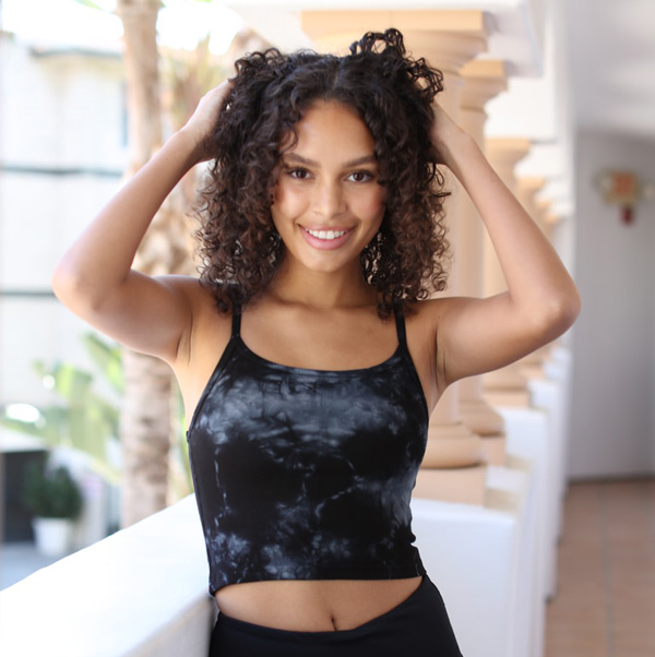 Bra:30 Strappy crop tank featured on Lingerie Briefs