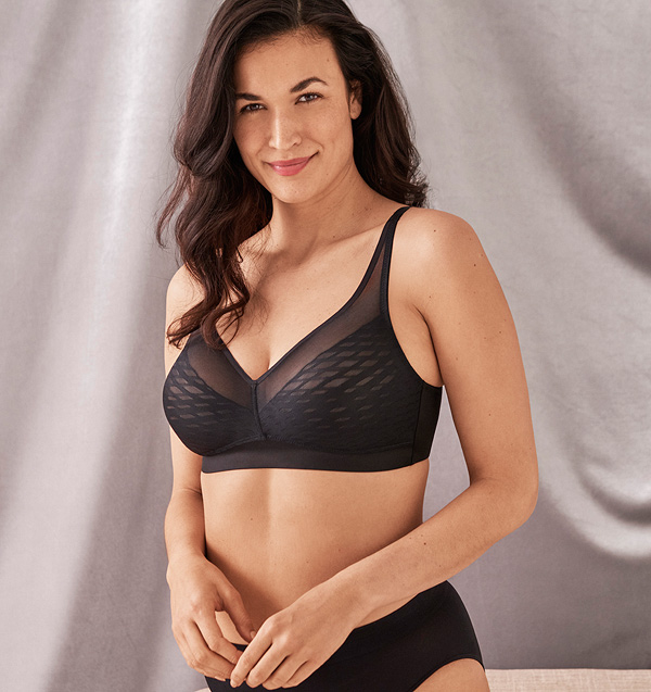 Wacoal's Elevated Allure Wire Free Bra up to DDD cup featured on Lingerie Briefs