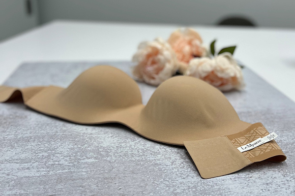 Le Mystere's Second Skin Uplift T-shirt Bra in Natural & Charcoal