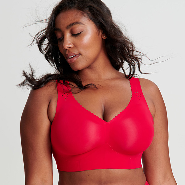 Evelyn & Bobbie Launches The Bobbie Scoop Bralette with EB Core®Technology  - Lingerie Briefs ~ by Ellen Lewis