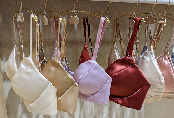 Shop ANTIGEL 2023-24FW Bras by vitrina