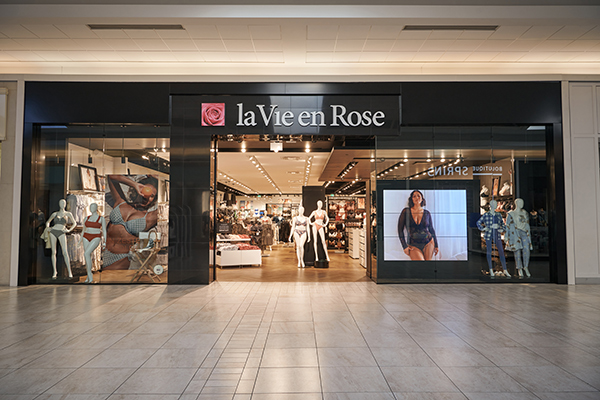 La Vie En Rose Lingerie store and brand as featured on Lingerie Briefs