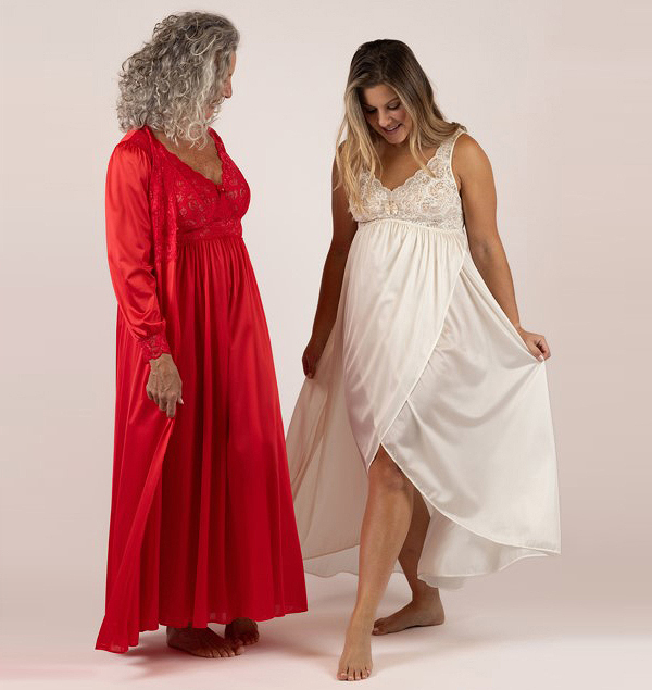 Shadowline Silhouette Tulip Hem Lace Nightgown and robe featured on Lingerie Briefs