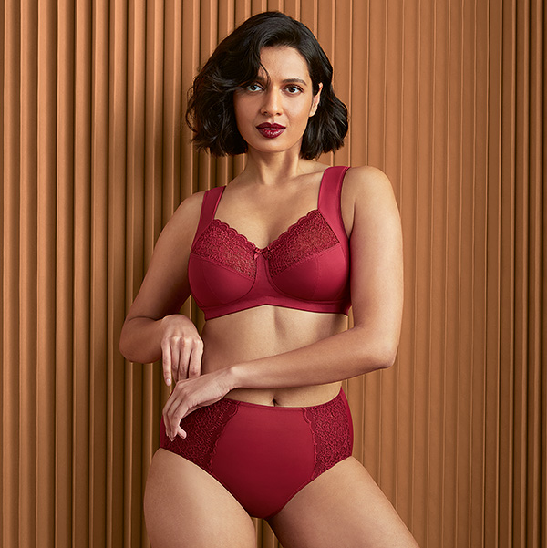 Anita's Bestselling Havanna Non-Wire Bra featured on Lingerie Briefs