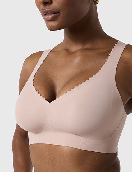 Inspired by Nature, Evelyn & Bobbie Debuts a New Color, Petal Drift