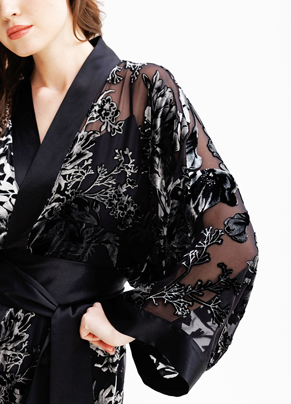 Vimissia Silk Lingerie made in Canada as featured on Lingerie Briefs Vimissia Silk Lingerie made in Canada as featured on Lingerie Briefs