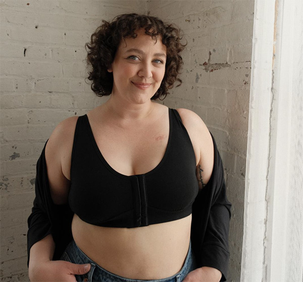 Focus on Breast Health by Dana Donofree, founder of AnaOno specializing in mastectomy, breast reconstruction, implants, breast reduction flap surgery products as featured on Lingerie Briefs