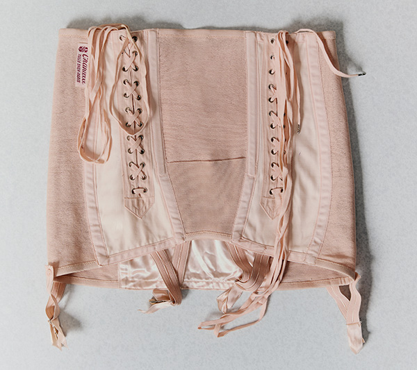 Chantelle celebrates 150 years of innovation through the research of fashion historian Salomé Dudemain: antique girdle found in Chantelle files