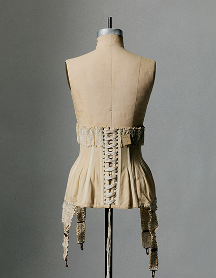 Chantelle Celebrates 150 Years With Something More™