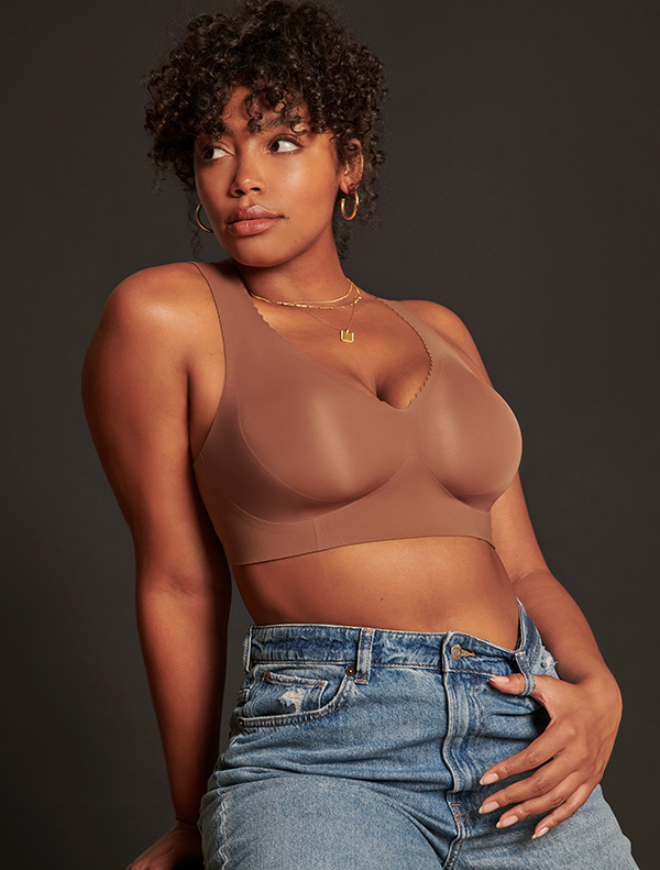 Evelyn & Bobbie Evelyn wireless Bra as featured on Lingerie Briefs