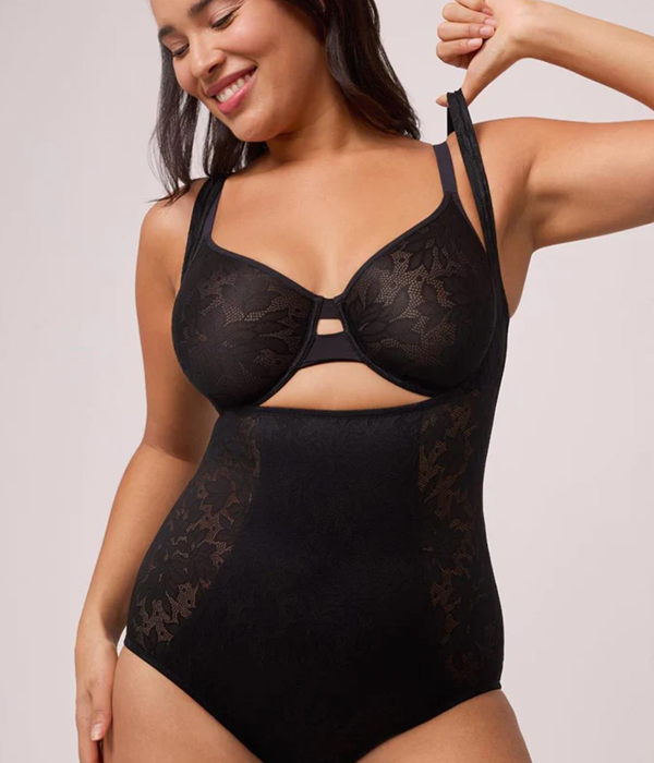 Montelle Contouré Smoothing Bodysuit - wear your own bra - featured on Lingerie Briefs