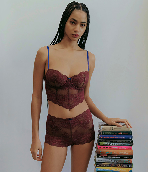 Curve NY august 2-4 at the Javits center celebrating brand debuts, new collections and celebratory events as featured on Lingerie Briefs