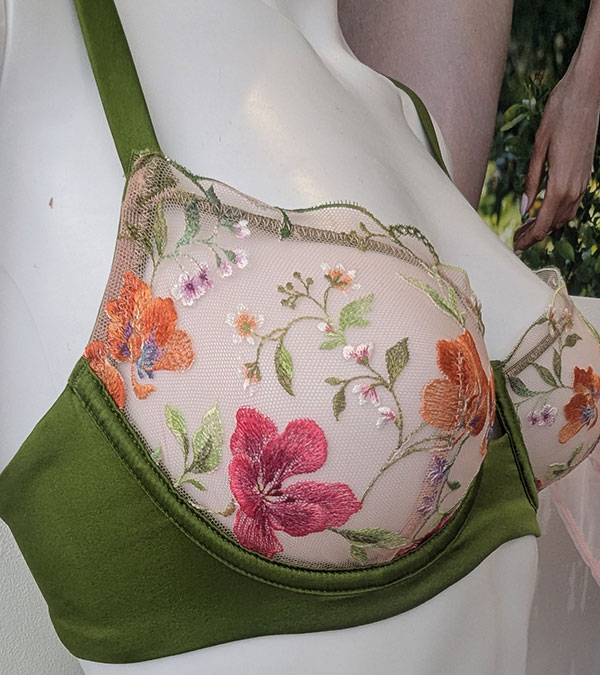 Huit Lingerie as featured at Evolution NY for Spring/ Summer 2026 as featured on Lingerie Briefs Huit Lingerie as featured at Evolution NY for Spring/ Summer 2026 as featured on Lingerie Briefs