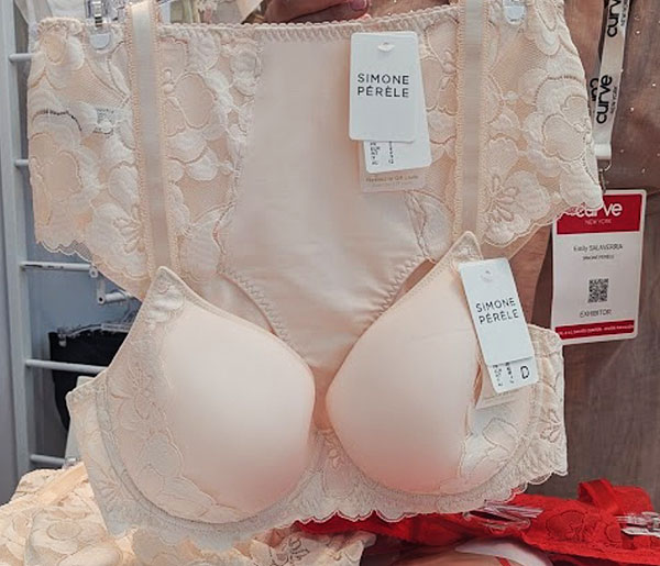 Simone Pérèle Lingerie at Curve NY Spring/ Summer 2027 Preview as featured on Lingerie Briefs Simone Pérèle Lingerie at Curve NY Spring/ Summer 2027 Preview as featured on Lingerie Briefs